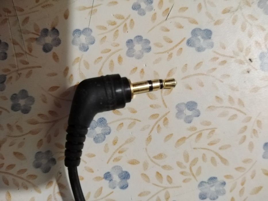 Vendo auriculares novo bom estado
