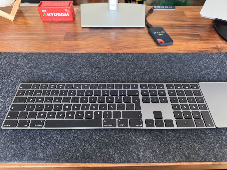 MacBook Pro 16'' | Core i9 2.3 | AMD 5600M | 1TB + EXTRAS