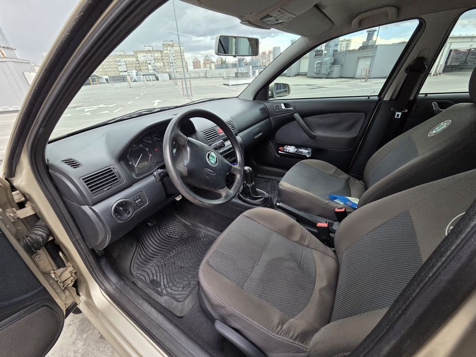 Skoda Octavia Tour