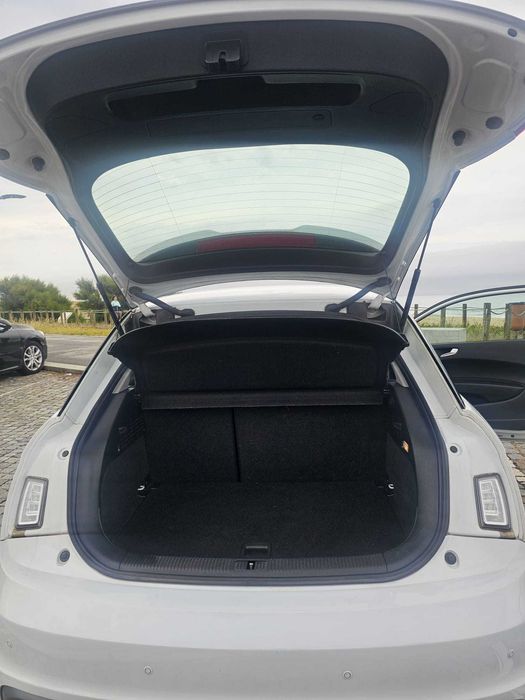 Vende-se Audi A1 - S Line- Viatura económica