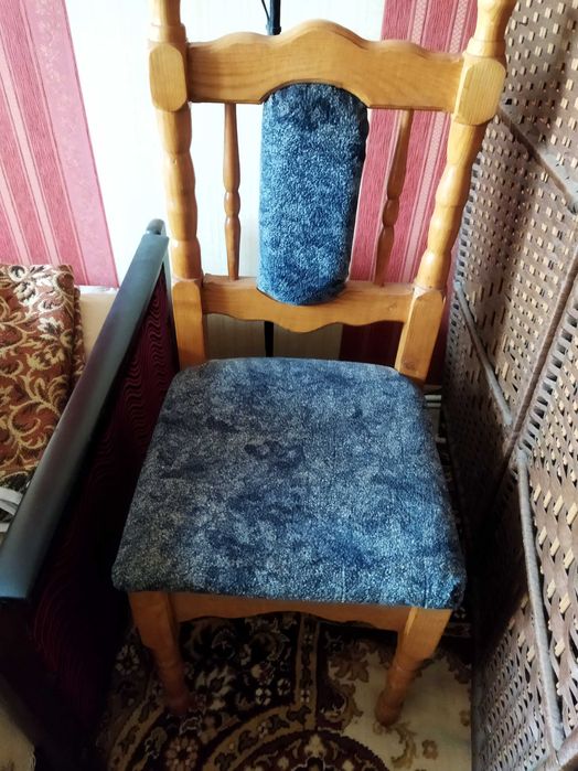 Стілець напівмякий буковий