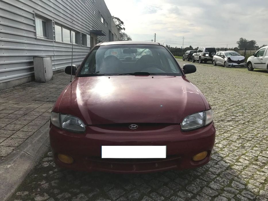 Hyundai Accent 1.3i 12V 4P 1997 - Para Peças