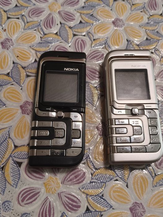 Продам Nokia 7260