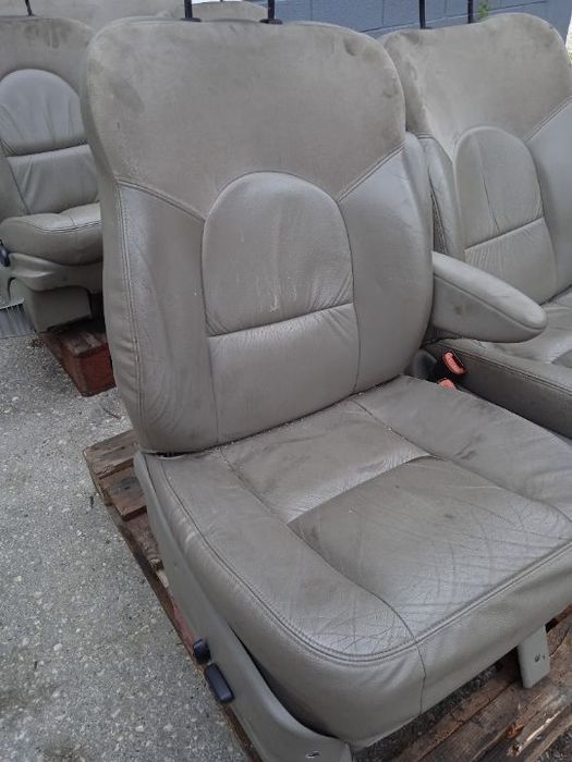 Bancos Chrysler Voyager