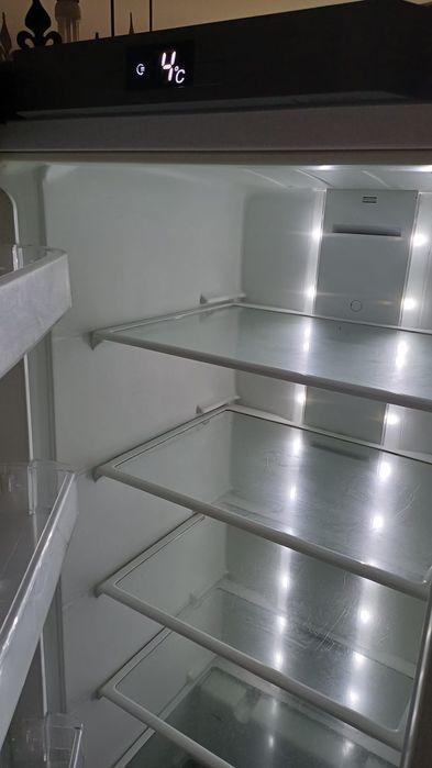 Frigorifico 1 porta Hotpoint Ariston cinzento