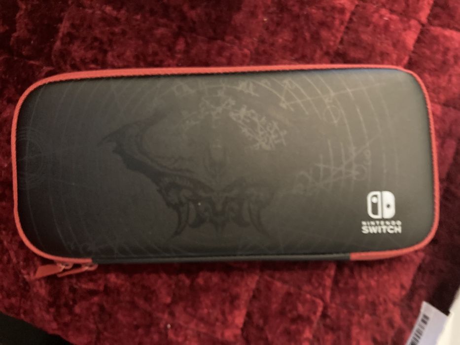 Nintendo Switch v1 Edição Diablo como Nova