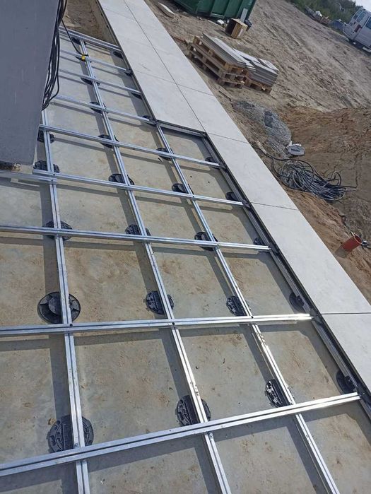 Legary tarasowe pod deskę kompozytową / drewnianą - profile aluminiowe