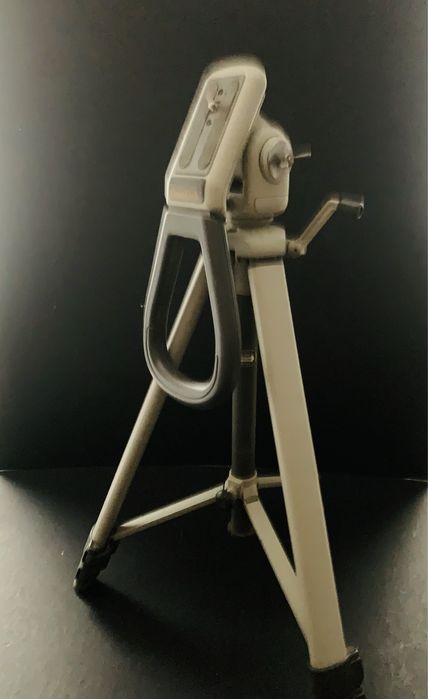 Tripé máquina fotográfica/ filmar-“Camlink”.
