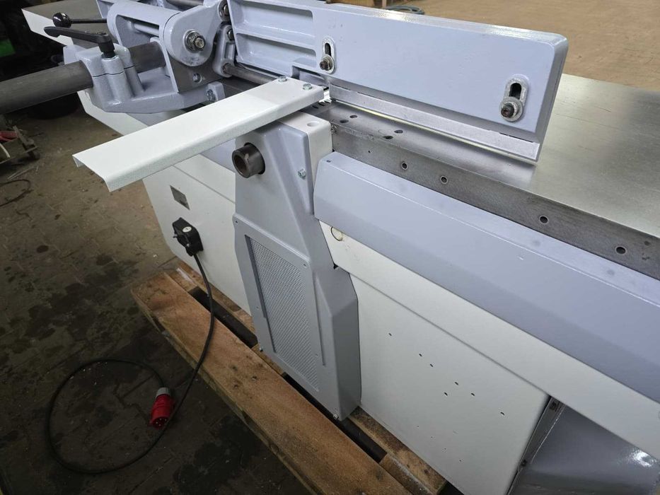 Wyrowniarka SAC FS 430