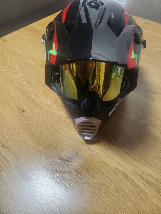 Capacete ufo tamanho L