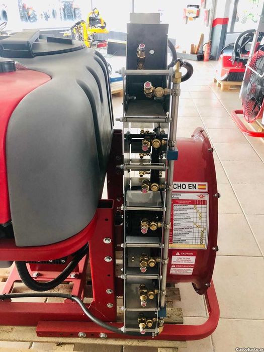 Pulverizador Suspenso Manez Lozano Dinamic 300L -Turbina/Torre em Inox