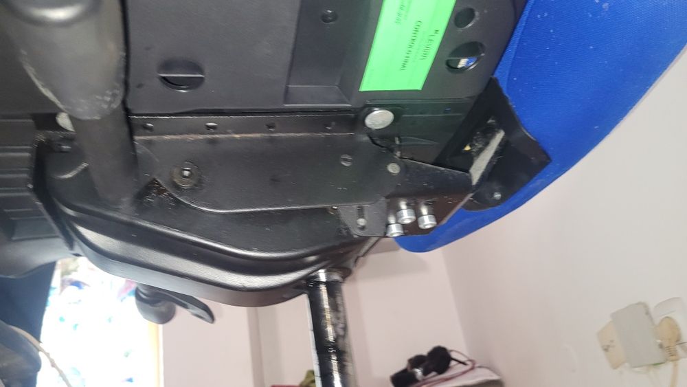 Cadeira basculante  e de cabeleireiro