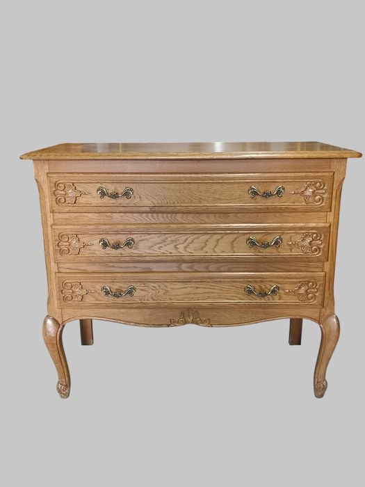 Комод    дубовий