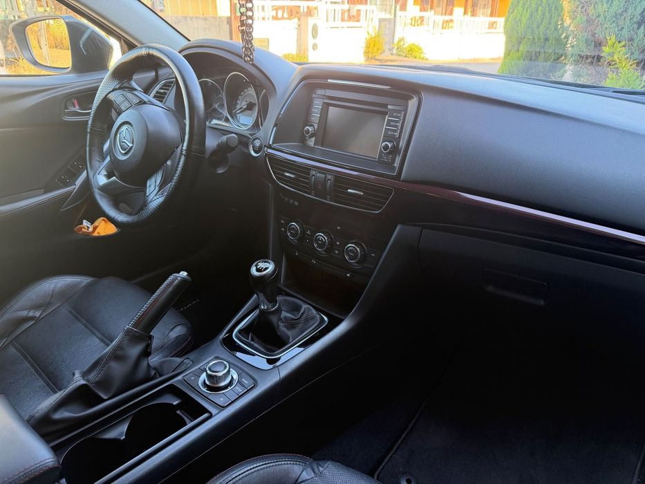 Mazda 6 2.2 SKY-D Excellence Navi