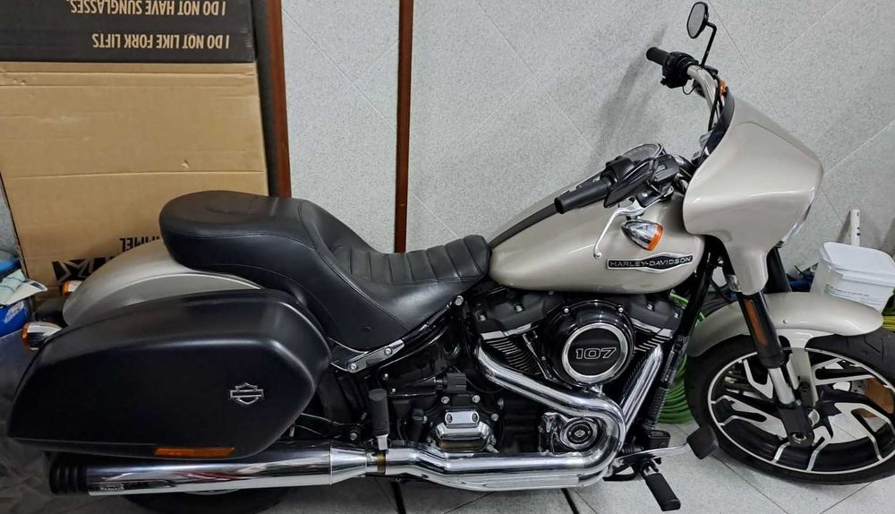 Harley Davidson Sport Glide - FLSB