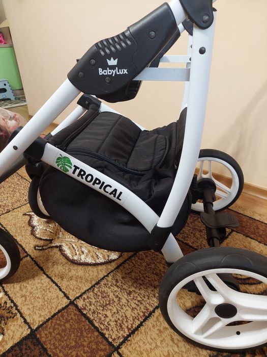 Продам дитячий візочок 3 в 1 BabyLux