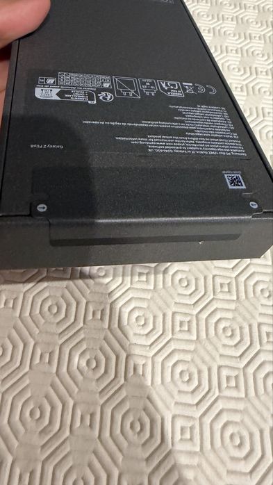 Samsung Galaxy Z Flip 8 - 256gb (caixa selada- NOVO)