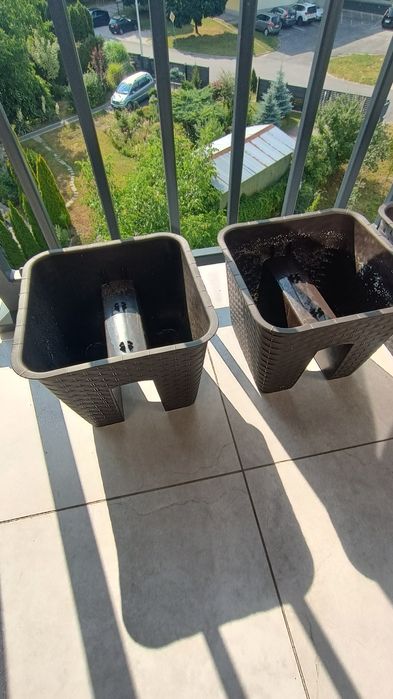 Doniczki balkonowe nakładane na poręcz/balustradę