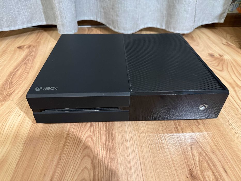 Xbox ONE 500 GB ZESTAW - 2 Pady, Kinect, i 20 GIER !!!