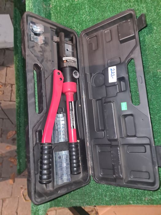 Prasa chydrauliczna do kabli