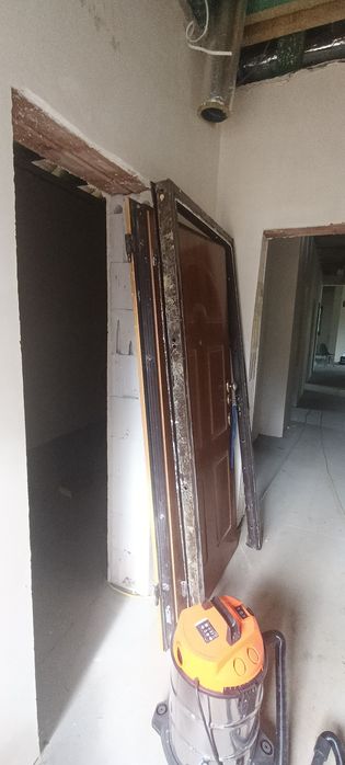 Drzwi na budowę zewnętrzne domu