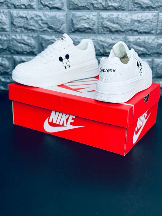 Кожаные кросовки Nike Disney / женские кожаные красовки ОСЕНЬ 2026 / nike supreme женские белые / кроссовки найк / кеди с микки маус