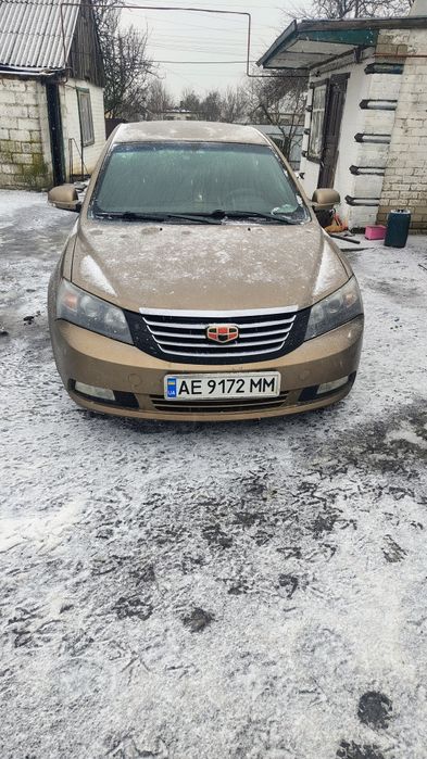 Продам джилі емкранд