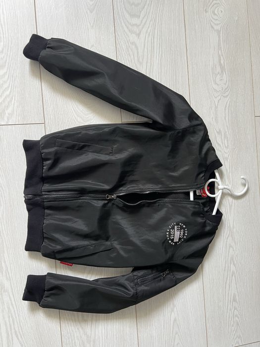 Куртки вітровки,бомбер,куртка  -сорочка