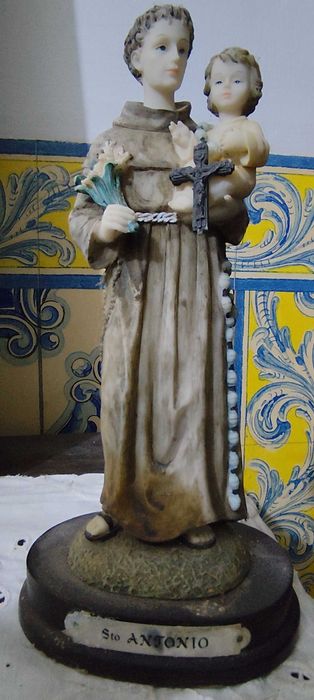 Santo António, trabalho nacional de alta qualidade.