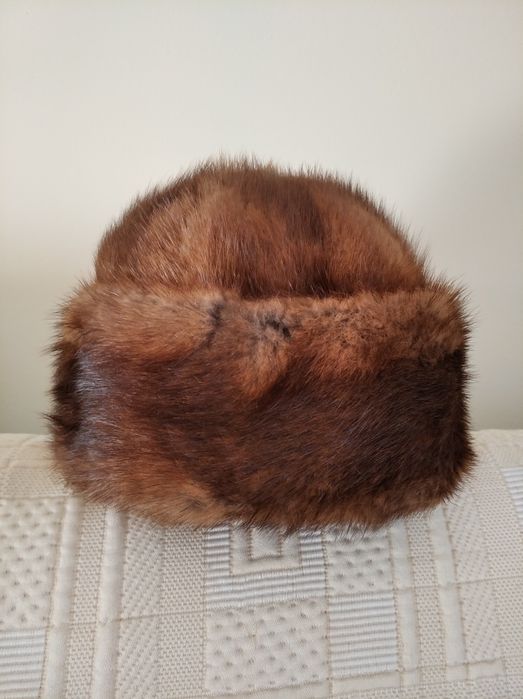 Czapka/toczek z norek