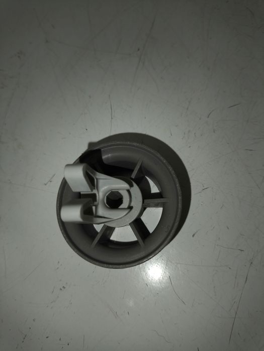 Kólka do prowadnic kosza zmywarki