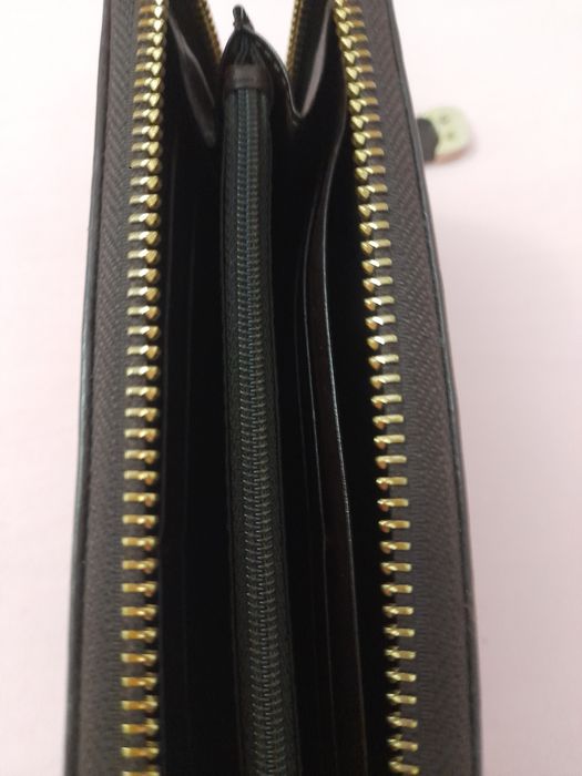 Portfólio DKNY muito bom estado