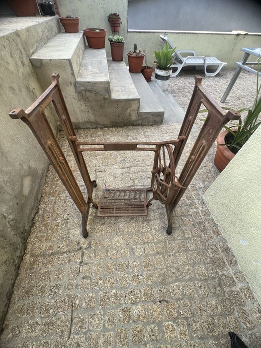 Estrutura de máquina de costura