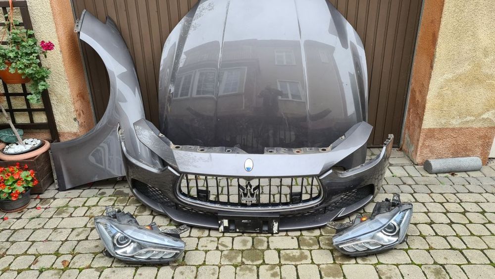 maserati ghibli maska zderzak chlodnice lampy full led
