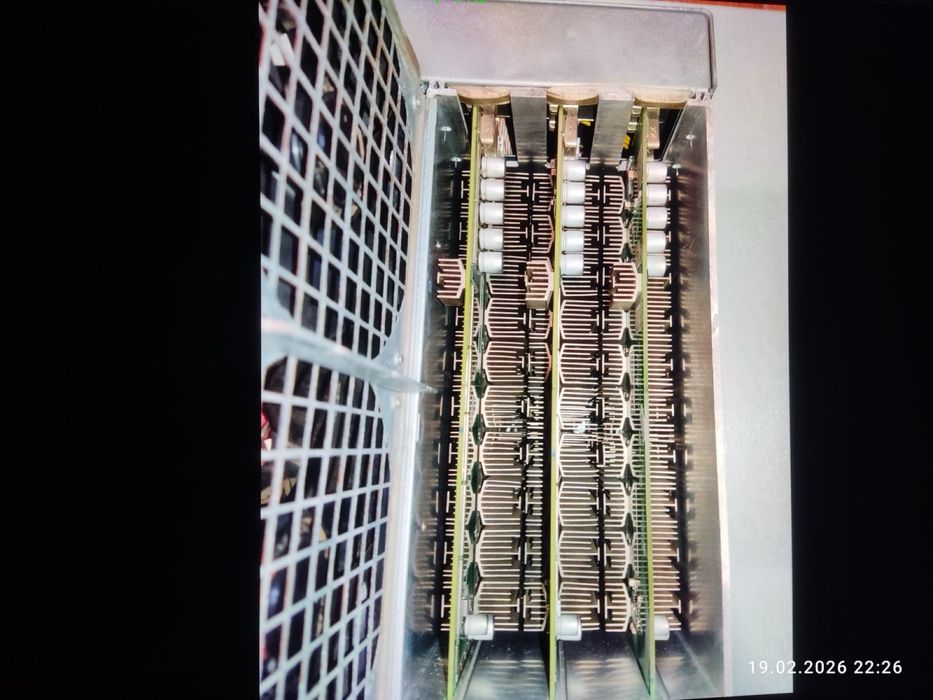 Asic Antminer T17 майнер