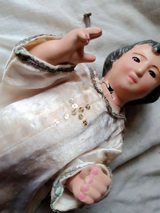 Menino Jesus em cerâmica