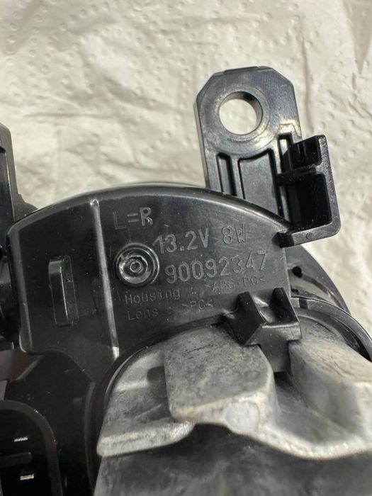 Протитуманна фара valeo 90092347 led peugeot alfa romeo, maserat