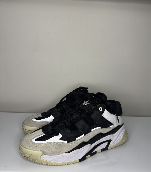 Жіночі кросівки Adidas 40p.