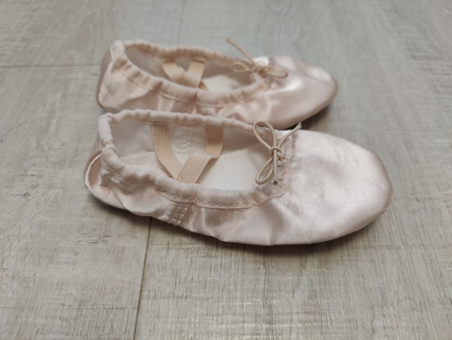 Святкова, нарядна сукня 86-92см і балетки/чешки 24розмір 15 см устілка