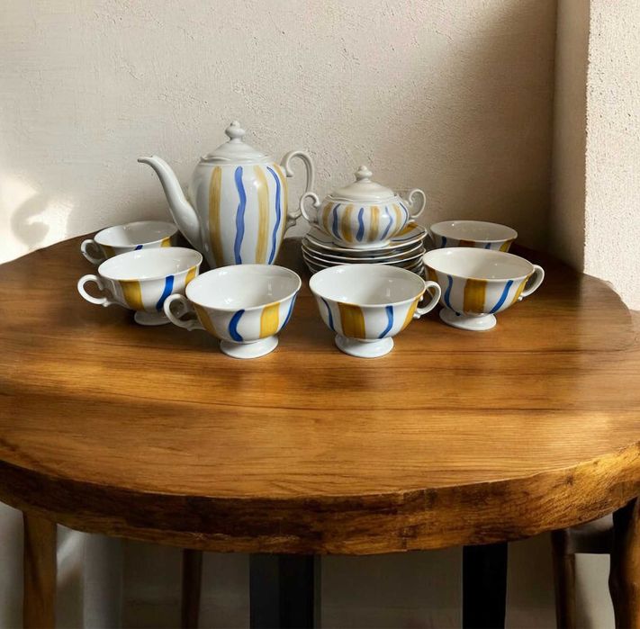 PRL: Serwis Zestaw Do Kawy Wawel Krzysztof. Komplet Piękna Malatura