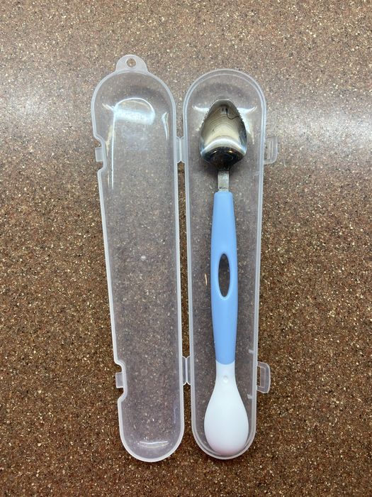 Дитяча ложечка в чохлі