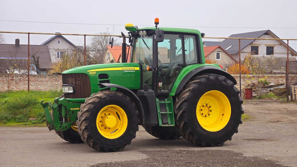 Трактор john deere 6930