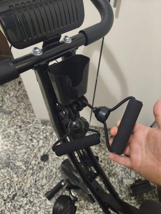 Bicicleta estática como nova