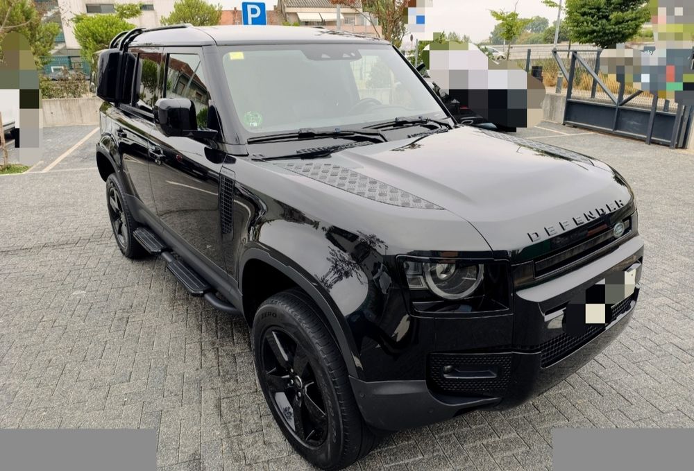 Lande Rover defender 7,L  black edition HSE   2.0d 241cv  serie limitada aceito retomas — photo 5