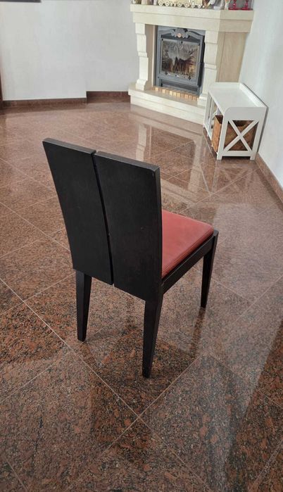 Conjunto sala jantar: mesa extensível + 6 cadeiras + aparador + espelho + base TV (madeira maciça)