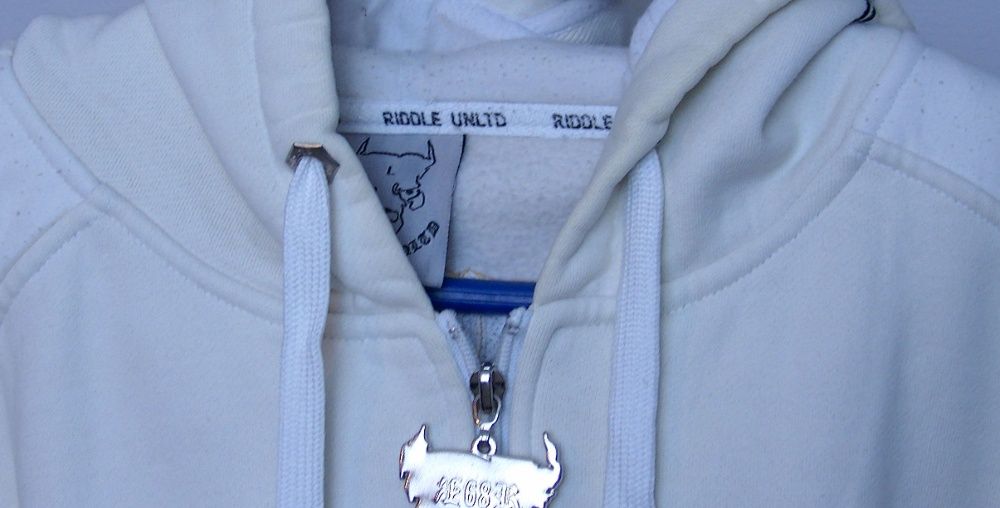 SuperOferta: Bluza *RIDDLE UNLTD* Rozm.L biała z kapturem