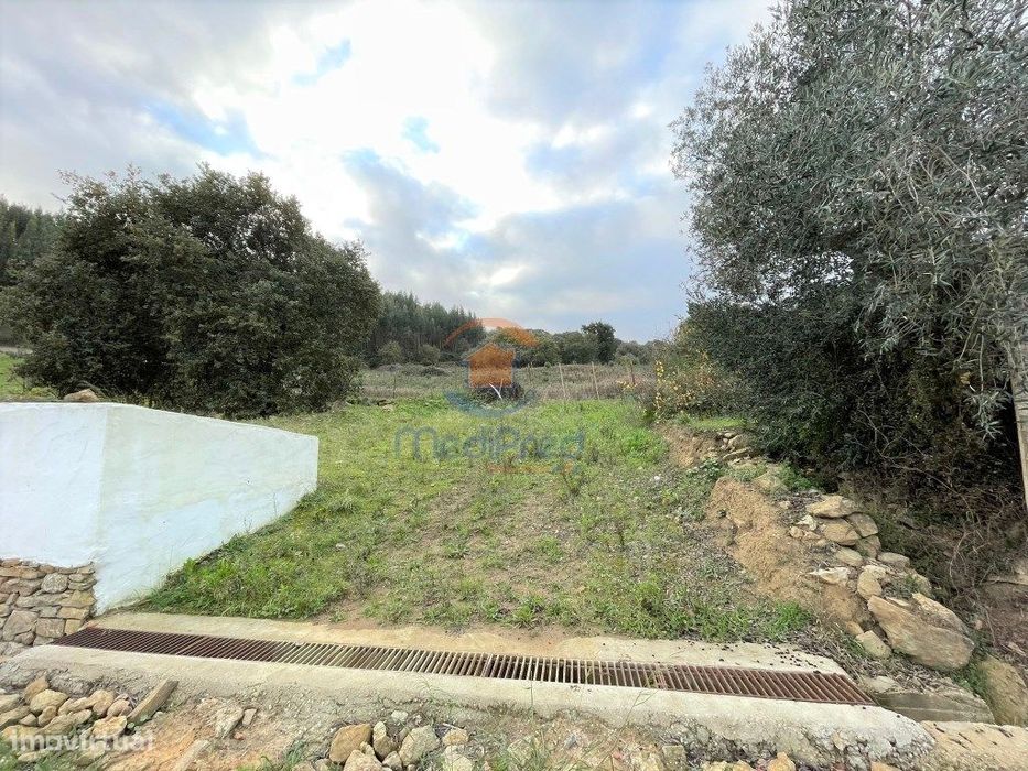 Lote com 25.500 m2 em Arruda dos Vinhos