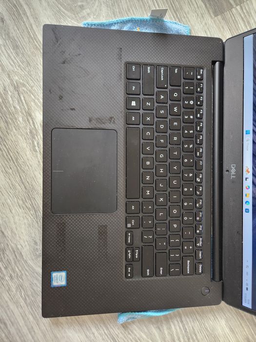 ігровий Dell Precision 5530_Core i7-8750H_nVidia Quadro P1000_15.6"IPS