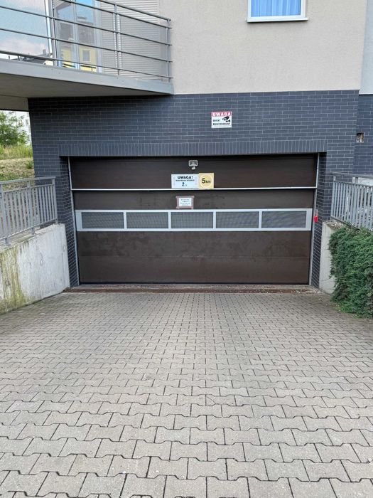 Na sprzedaż garaż/piwnica