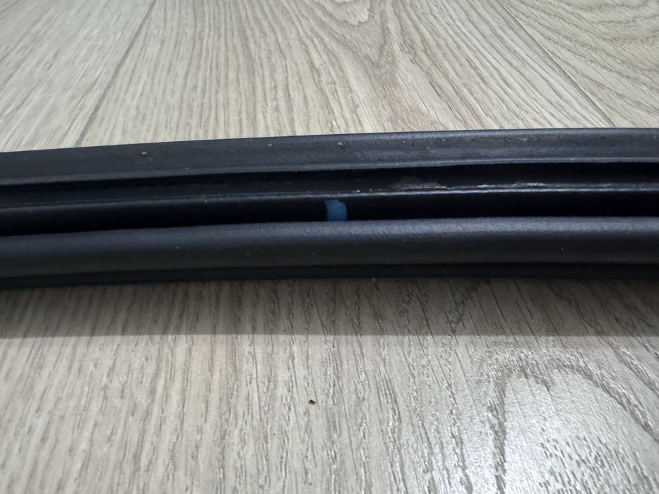 Замок задньої ляди оригінал Toyota Rav-4